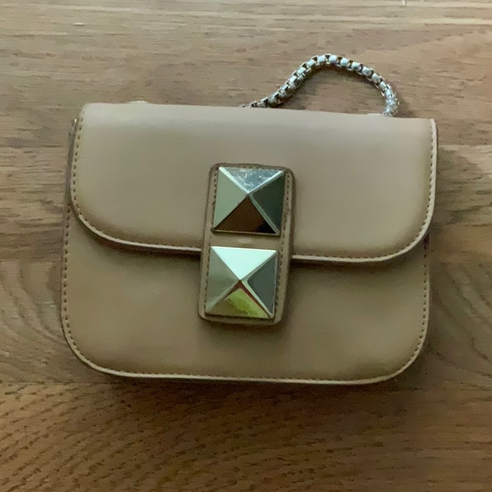 Crossbody Chain Bag